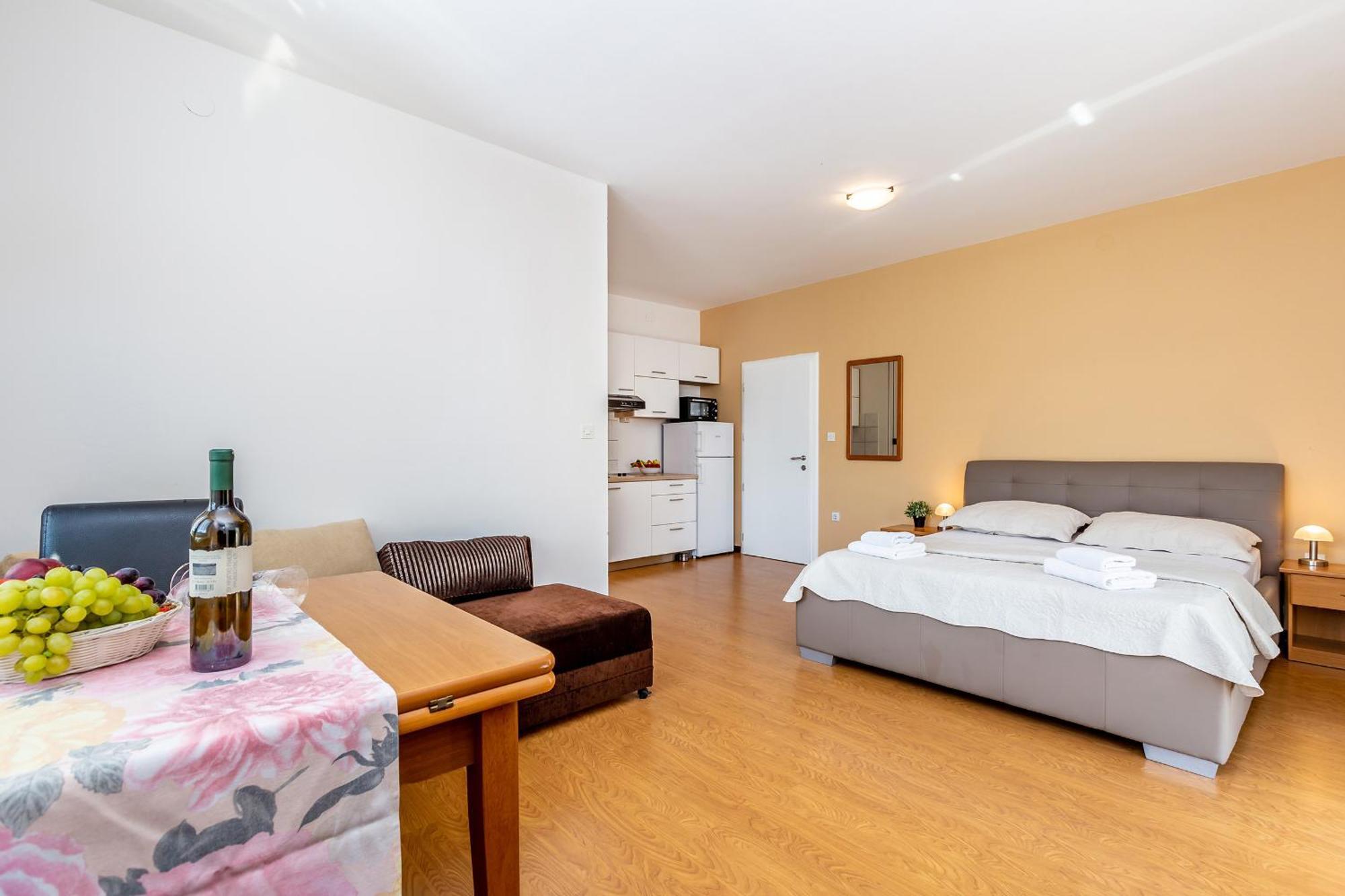 Guest House Antonella Malinska Phòng bức ảnh