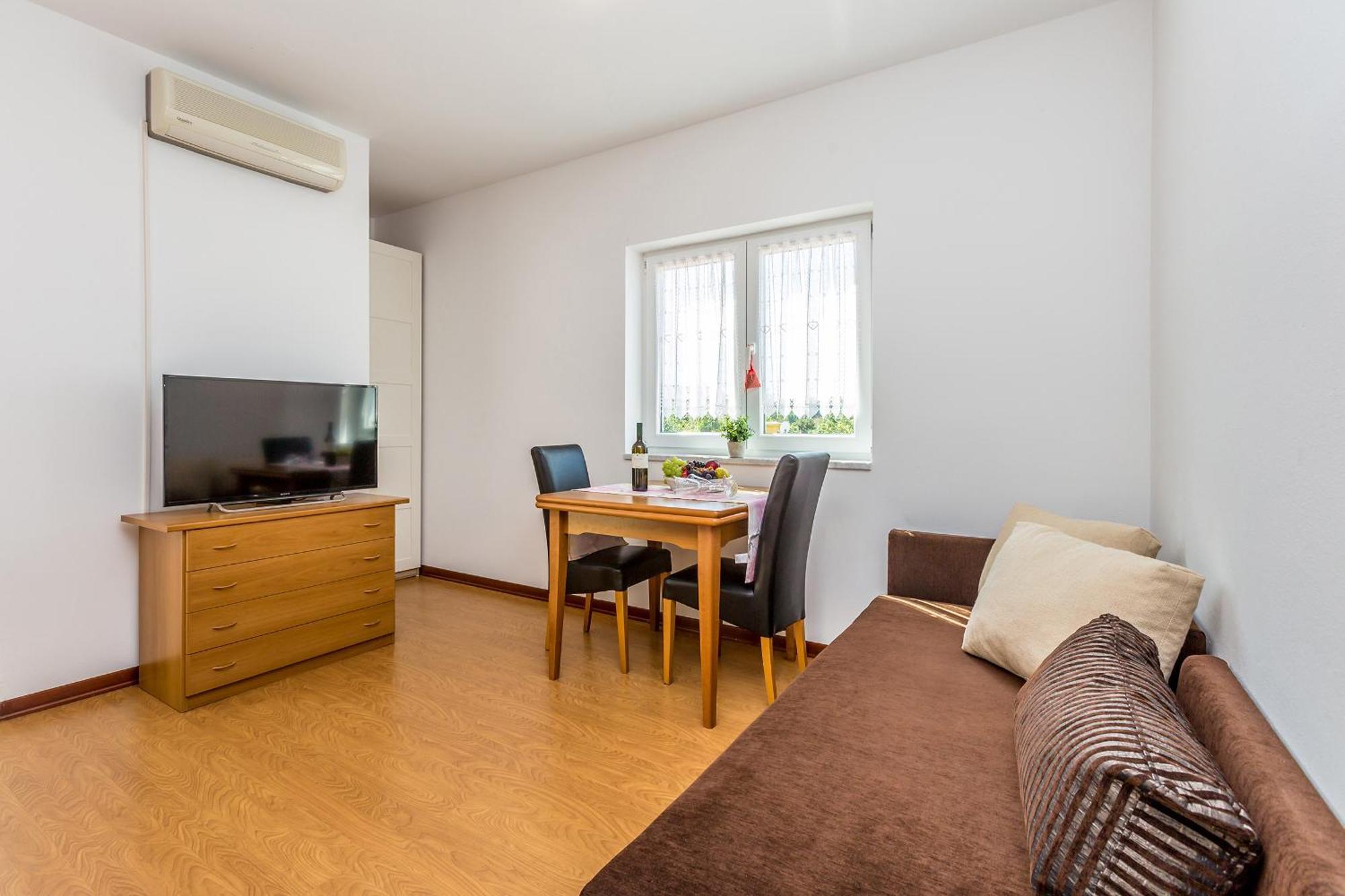 Guest House Antonella Malinska Phòng bức ảnh
