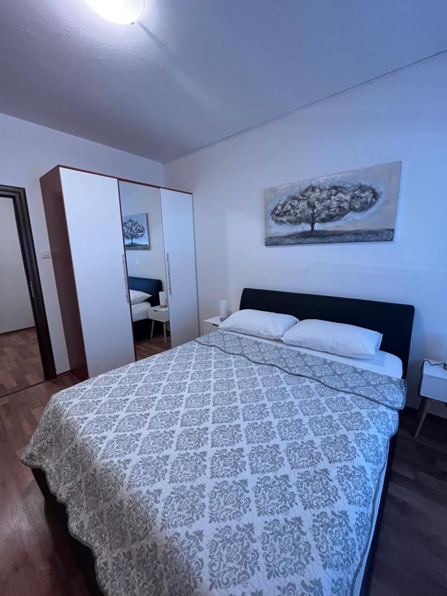 Guest House Antonella Malinska Ngoại thất bức ảnh